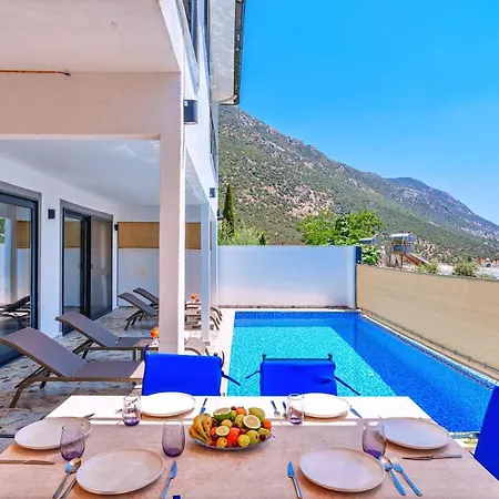 2 Bedroom 3046 Villa Kalkan