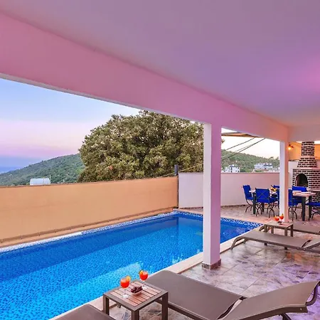 2 Bedroom 3046 Villa Kalkan